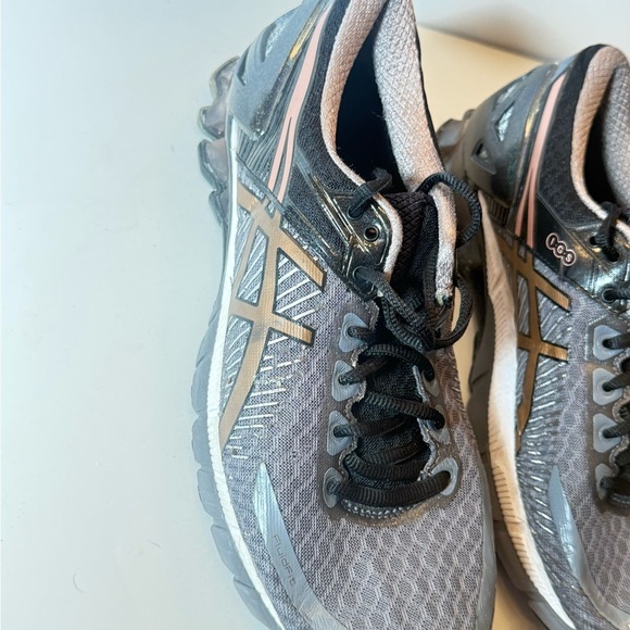 Asics GEL-Kinsei 6 running shoes. Size 8 main image 8